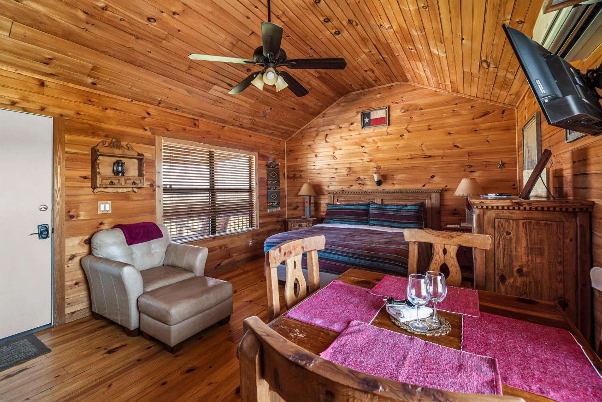 Enchanted Rockview Cabins Crabapple 외부 사진