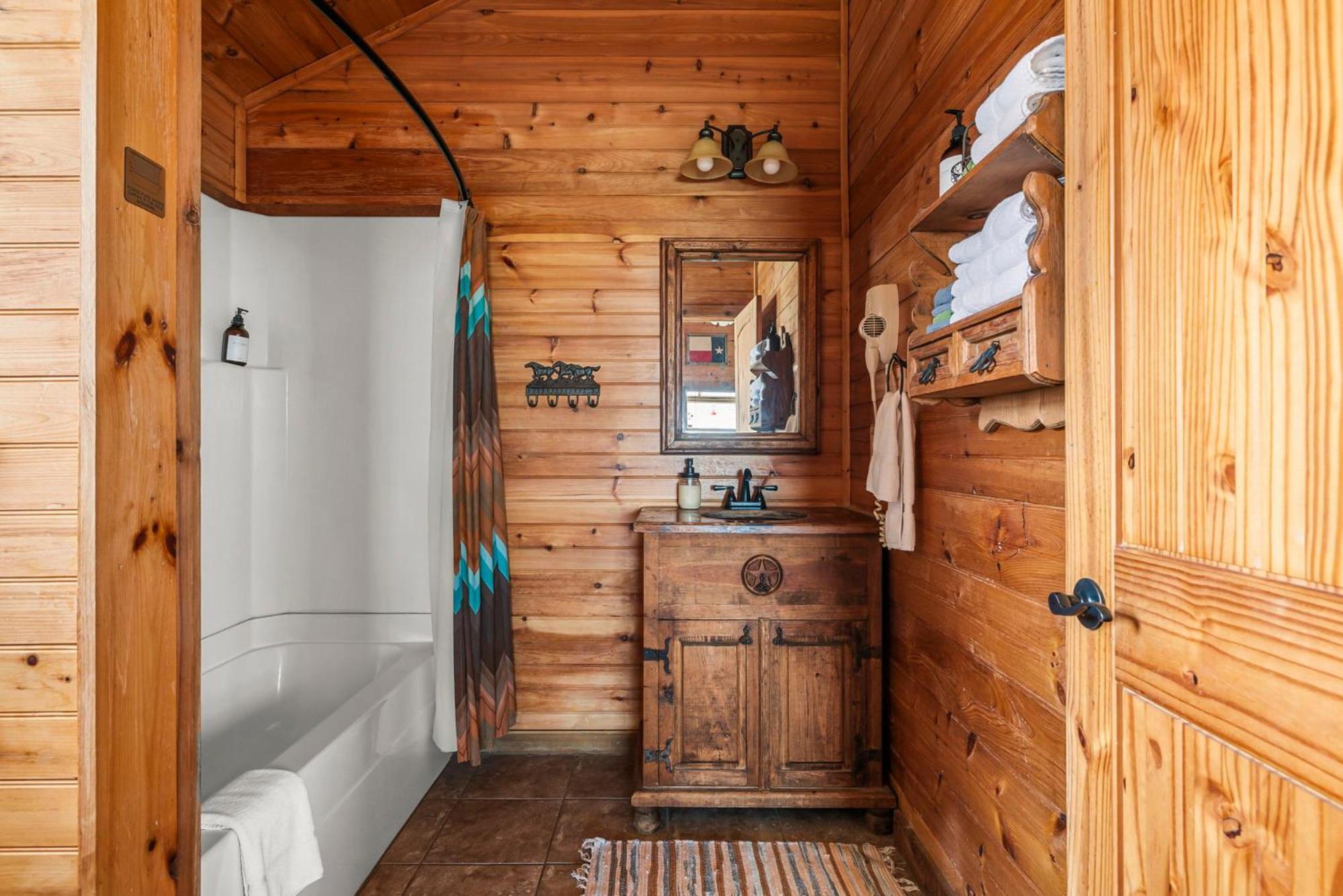 Enchanted Rockview Cabins Crabapple 객실 사진