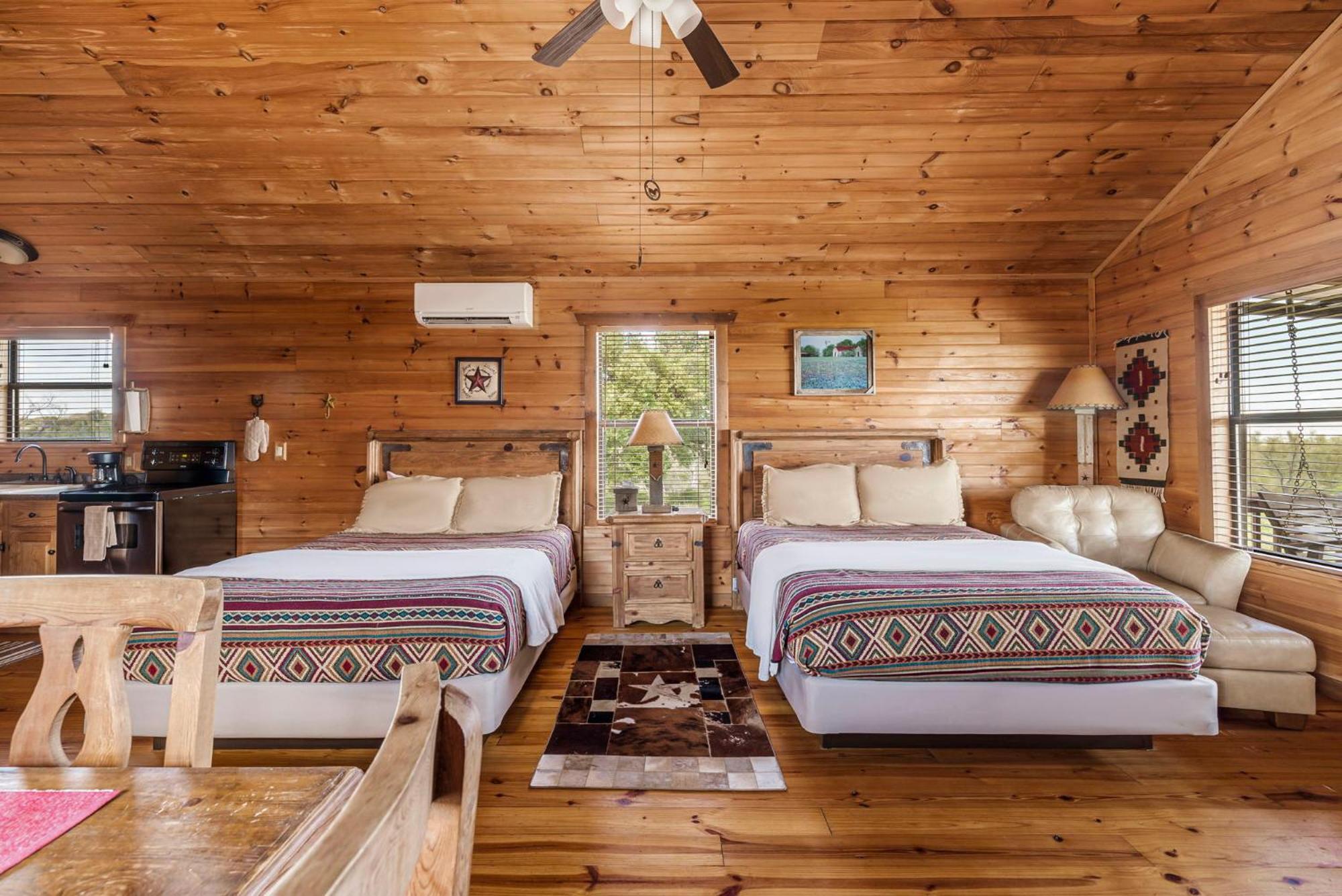 Enchanted Rockview Cabins Crabapple 객실 사진