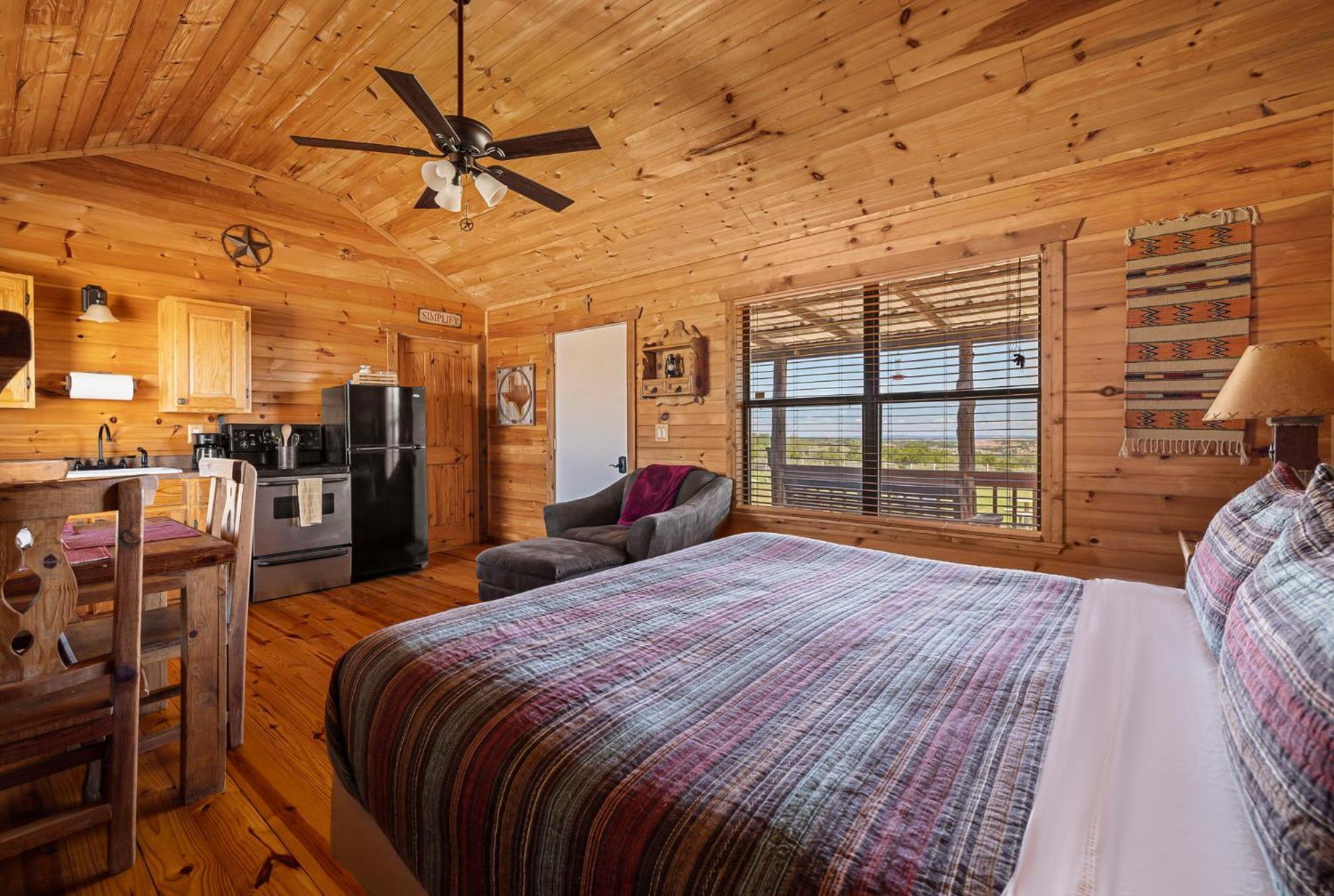 Enchanted Rockview Cabins Crabapple 객실 사진
